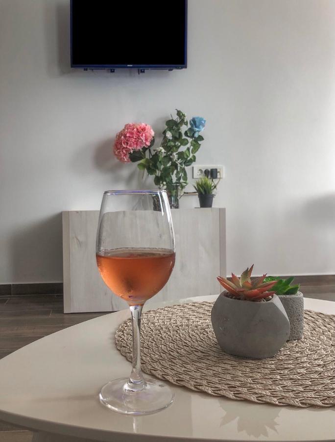 Timea Apartment ティヴァト エクステリア 写真